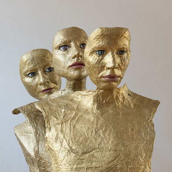 Next - 2017 - olieverf, gips, metaal - 65x50x50 cm